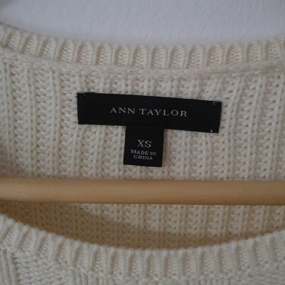 Vintage Ann Taylor Cream Cable Knit Sweater - Picture 7 of 9